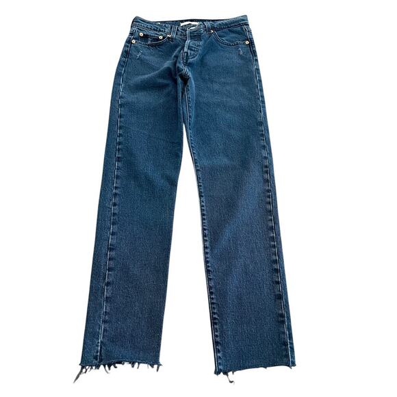 Levi's Women's Blue Mid Rise Wedgie Straight Leg Denim Jeans Size 26 - Picture 1 of 7
